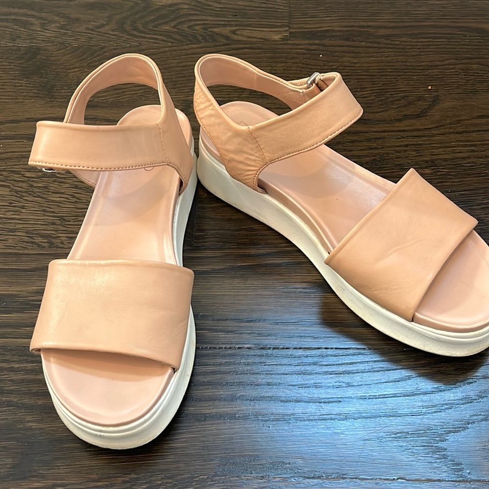 Franco Sarto Platform Sandal 8M